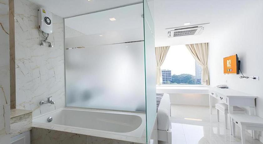 B2 Hua Hin Premier Hotel Экстерьер фото